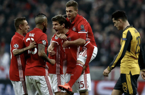 前女篮主帅李亚光：娶羽毛球国手为妻，奥运夺银后升官，65岁被抓