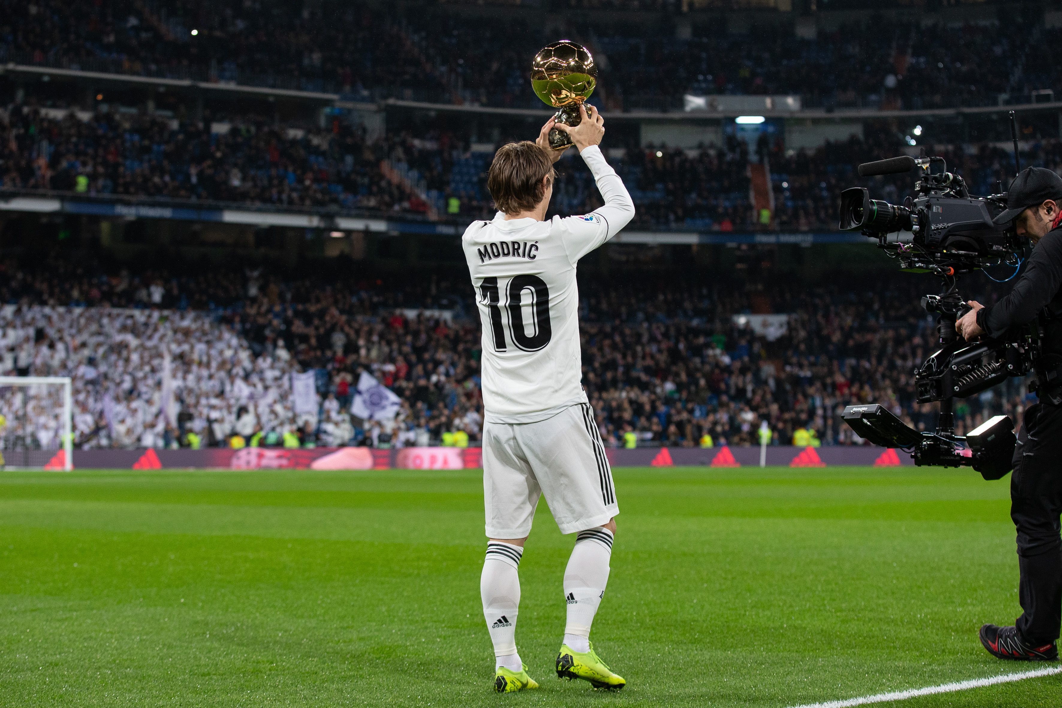 森林主帅：英超比欧联杯更重要，但我们也很重视欧联杯