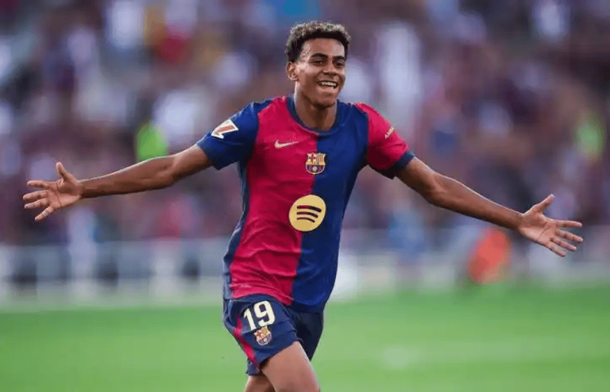 CW：阿森纳求购楚阿梅尼传闻不实，皇马很器重他