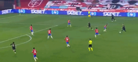 仅21场！杰伦·布朗成为队史开赛最快达成600+100+100的球员